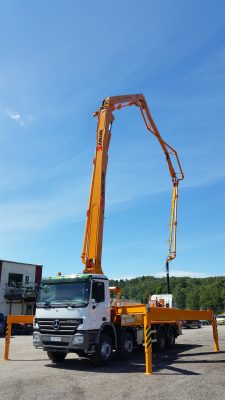 camion pompe à béton