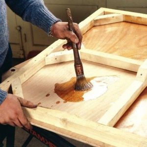 huile de décoffrage pour moule bois