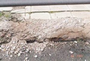 gel d'un trottoir en béton