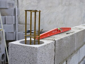 poteau mur parpaing